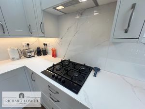 Open Plan Kitchen- click for photo gallery